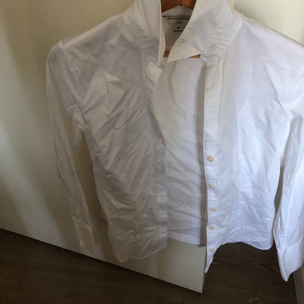 Banana Republic Button Down Shirt